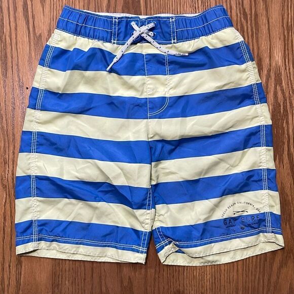 Gap kids swimming shorts.  Drawstring waist waist. Size  medium. Size 8. - Picture 1 of 4